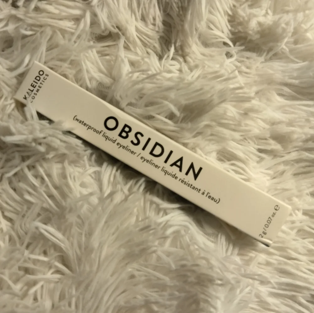 🆕 Kaleido Obsidian Liquid Eyeliner